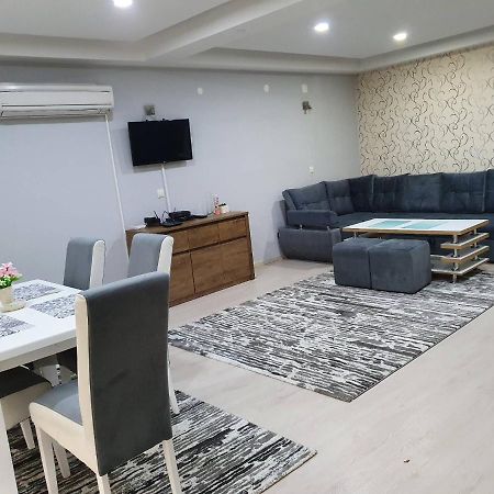 Apartments Arna Visoko Eksteriør billede