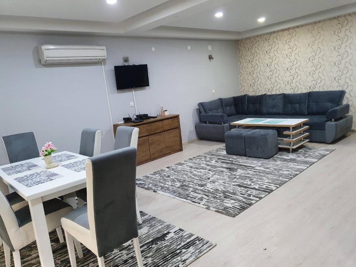 Apartments Arna Visoko Eksteriør billede