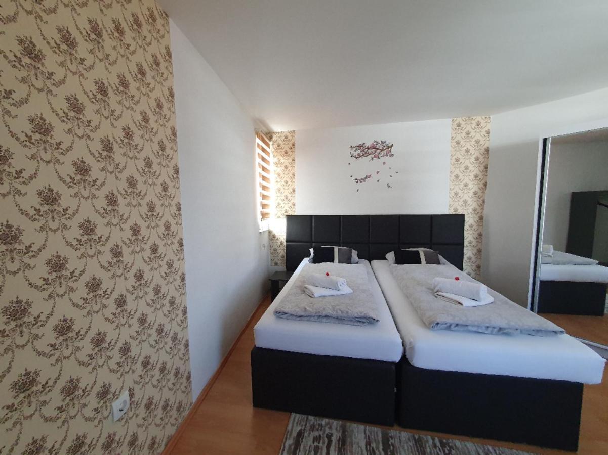 Apartments Arna Visoko Eksteriør billede