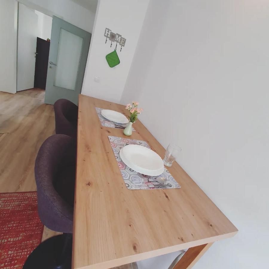 Apartments Arna Visoko Eksteriør billede
